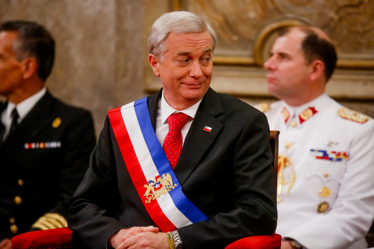 Kast firma decreto para agilizar el SEIA y destrabar inversiones por US$16.300 millones