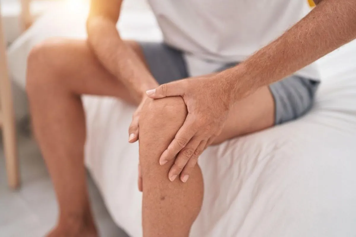 Artrosis de cadera y rodilla: por qué más adultos menores de 60 la padecen y a qué señales prestar atención