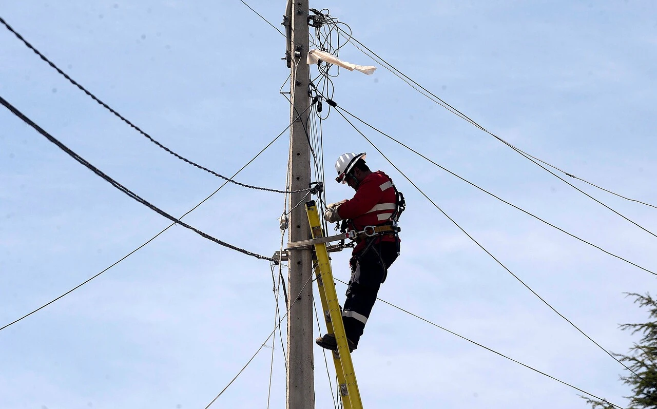 Cortes de luz hoy domingo 22 de marzo: Estas son las 5 comunas afectadas hasta por 6 horas