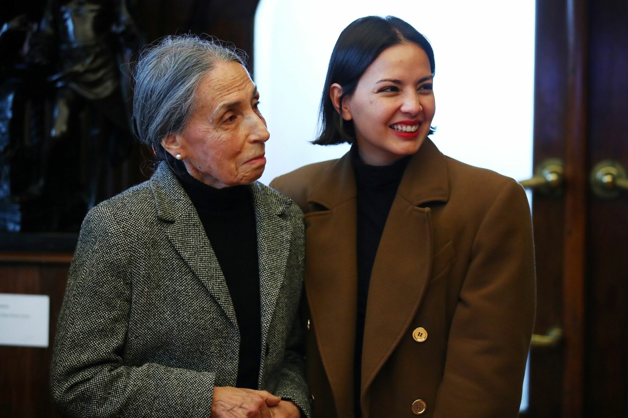 Elvira Hernández recibe el Premio Nacional de Literatura 2024: Sólo seis mujeres lo han conseguido