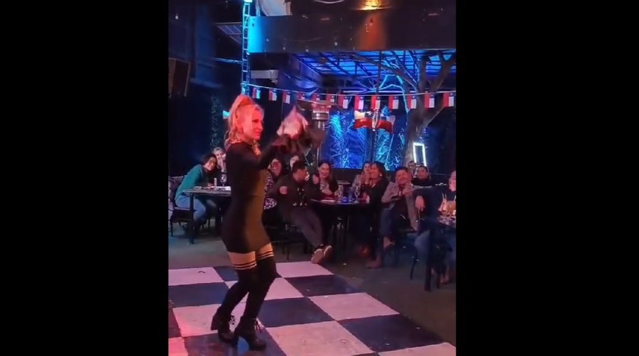 VIDEO| Sigrid encandiló con coqueta cueca junto a joven: Testigos y RR.SS se rindieron a sus pies