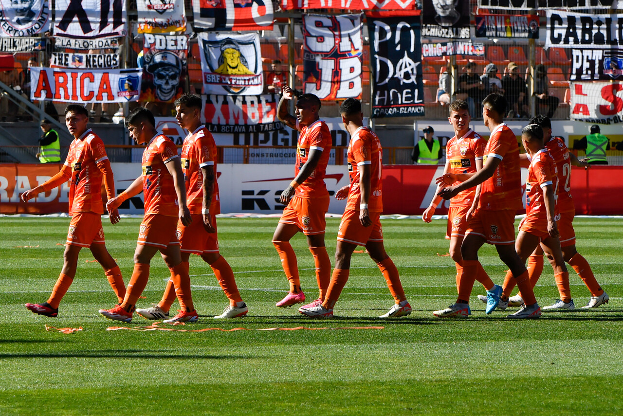 Otra vez Cobreloa: Jugador naranja es detenido tras chocar su auto en estado de ebriedad y fugarse