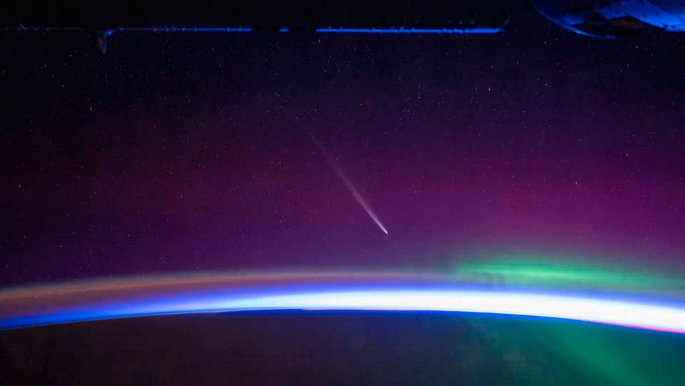 VIDEO| El “Cometa del Siglo” sigue maravillando: Así se vio desde la Estación Espacial Internacional