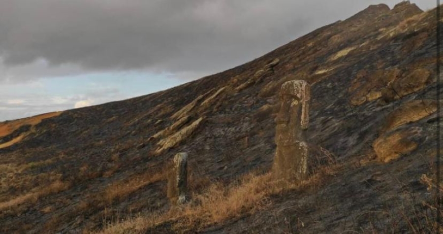 Arde Rapa Nui: Decretan Alerta roja por voraz incendio en parque nacional