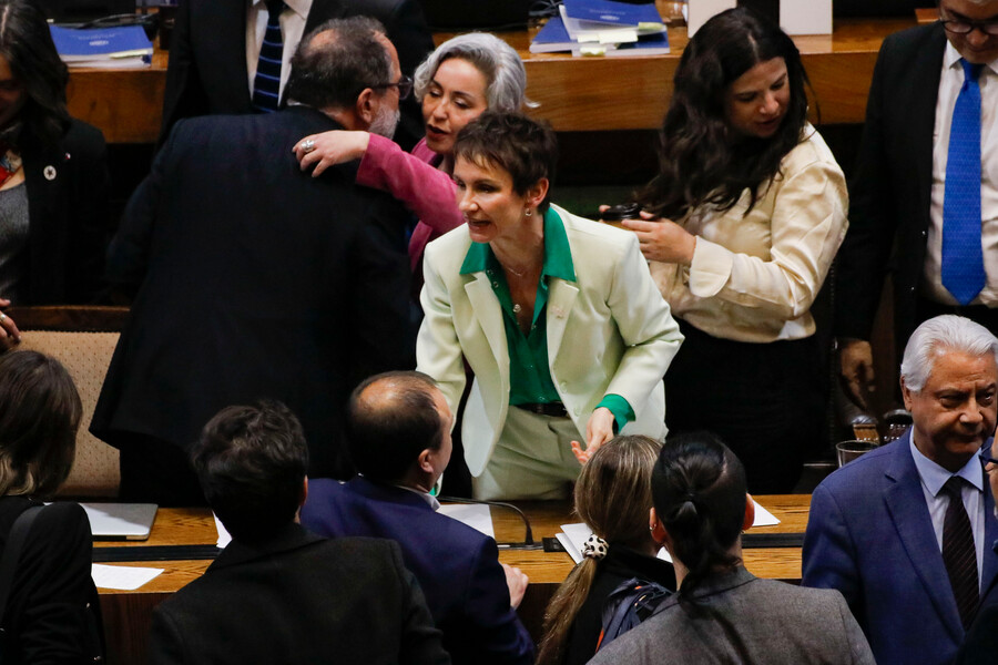 Republicanos arrastra a Chile Vamos a nuevo fracaso: Acusación a Tohá es la sexta rechazada en gobierno de Boric