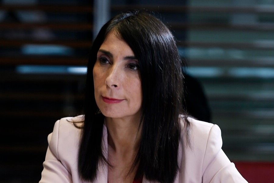 Municipales: Politóloga advierte a Karla Rubilar ante arremetida de Matías Toledo