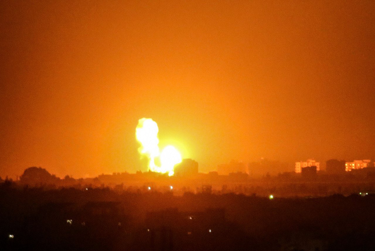 Israel bombardea campos de refugiados en Franja de Gaza: Deja sin agua potable a sobrevivientes