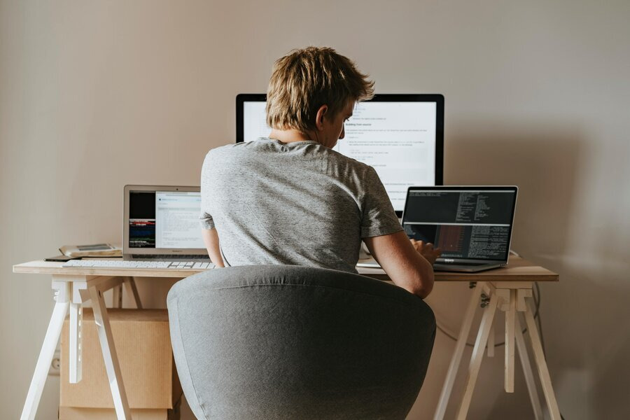 7 de 10 teletrabajadores son más productivos en casa que en la oficina según encuesta