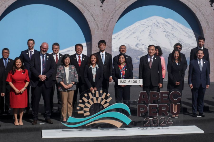 Perú moviliza 20 mil policías por APEC: Arriban 21 presidentes, líderes y sultán del Asía-Pacífico