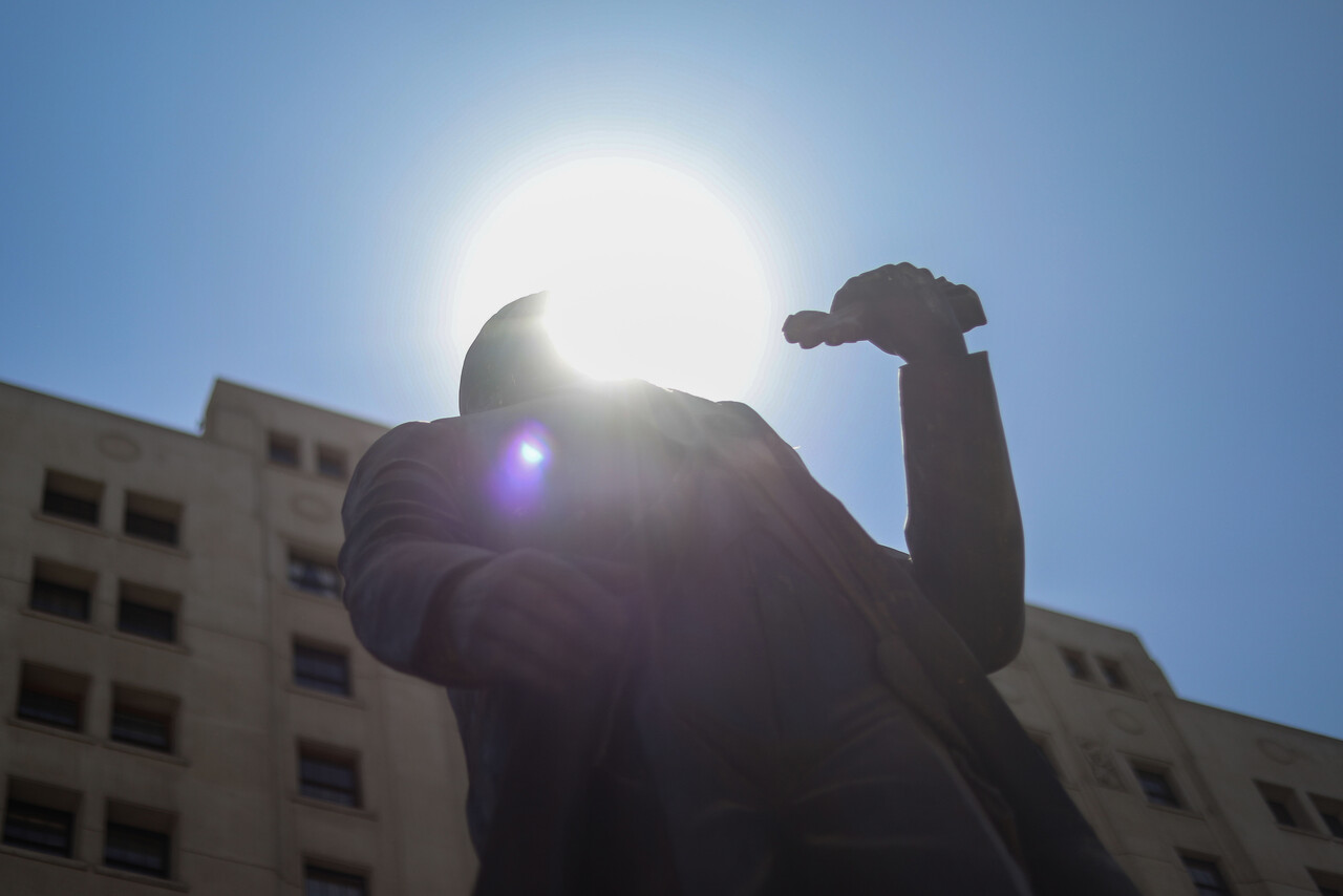 Advierten sobre llegada de intensa ola de calor a la zona central: Diciembre superaría los 35°C