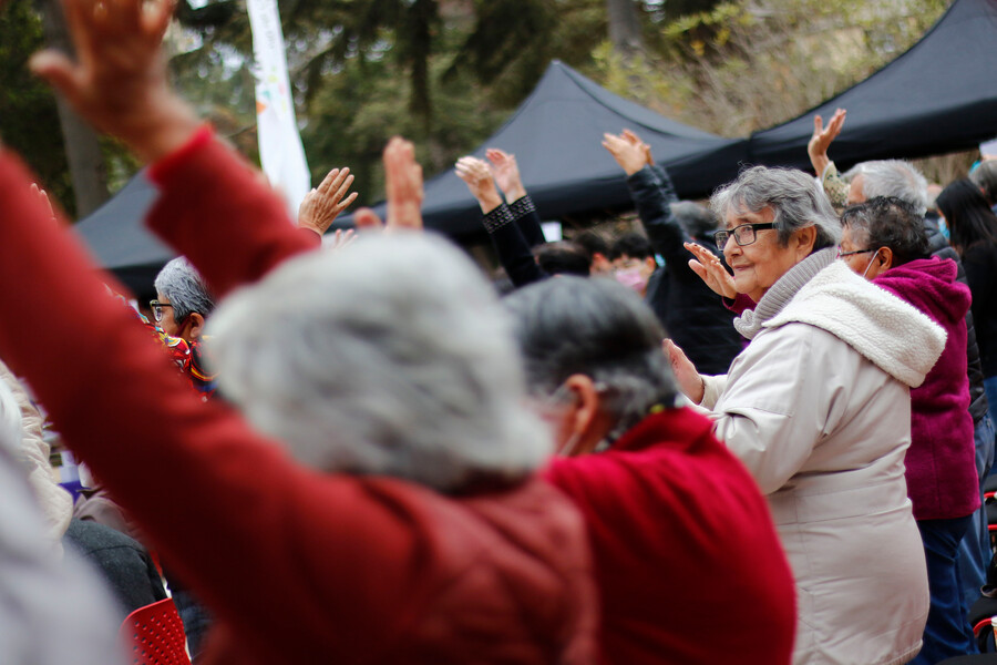 Población adulta mayor se duplicará en 25 años en Latam: Habrán 6,2 millones en Chile