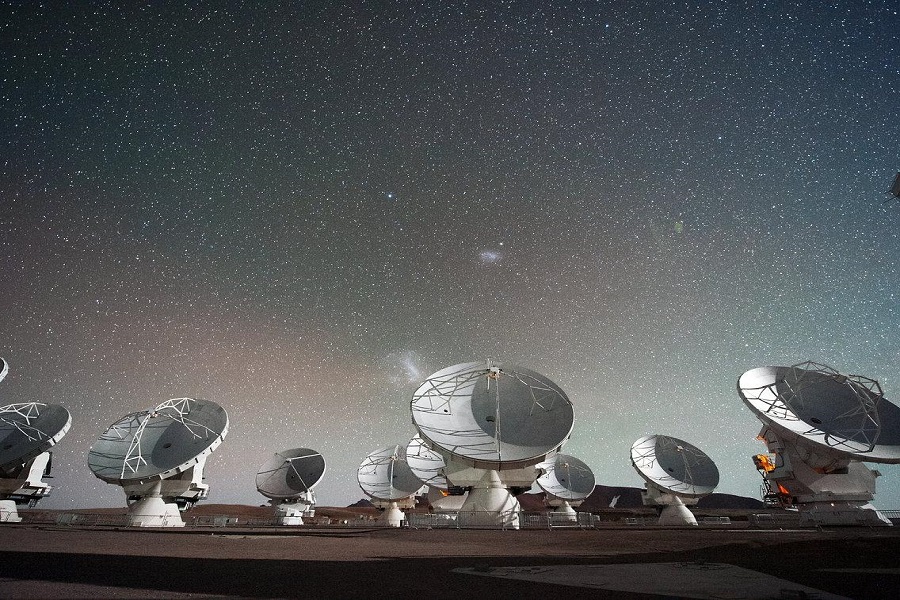 Telescopio verde: Idean sistema para dar energía limpia a observatorio en el desierto y a sus vecinos