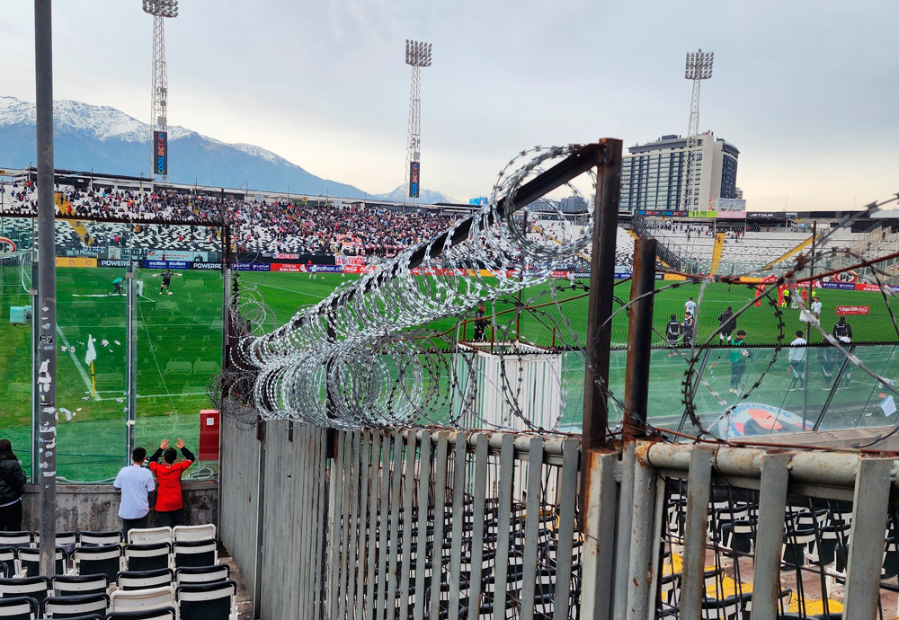 De $114.000 a $229.000: Hinchas de Colo-Colo furiosos por aumento de Abono 2025 para galería