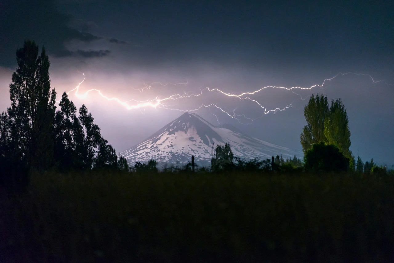 Anuncian tormentas eléctricas en la cordillera de las regiones de Atacama a la del Biobío