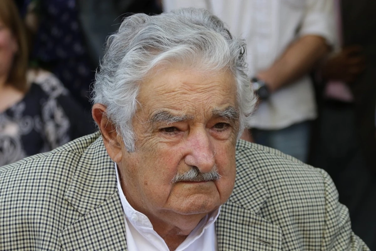 Actualizan estado de Pepe Mujica tras cirugía para instalarle prótesis en el esófago