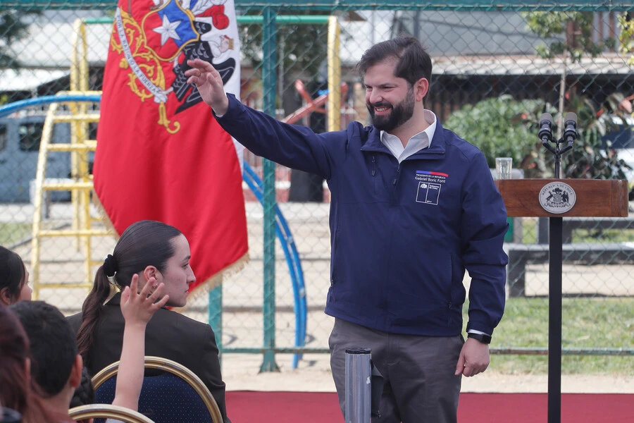 Será el primer presidente en el mundo en llegar: Gabriel Boric viajará esta noche al Polo Sur