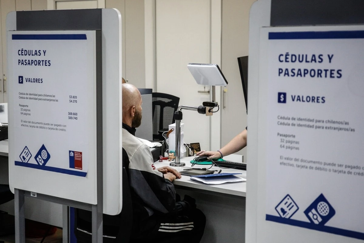 Caótica implementación de RUT y pasaporte 2.0: Funcionarios del R. Civil exigen mejora inmediata y mantienen alerta