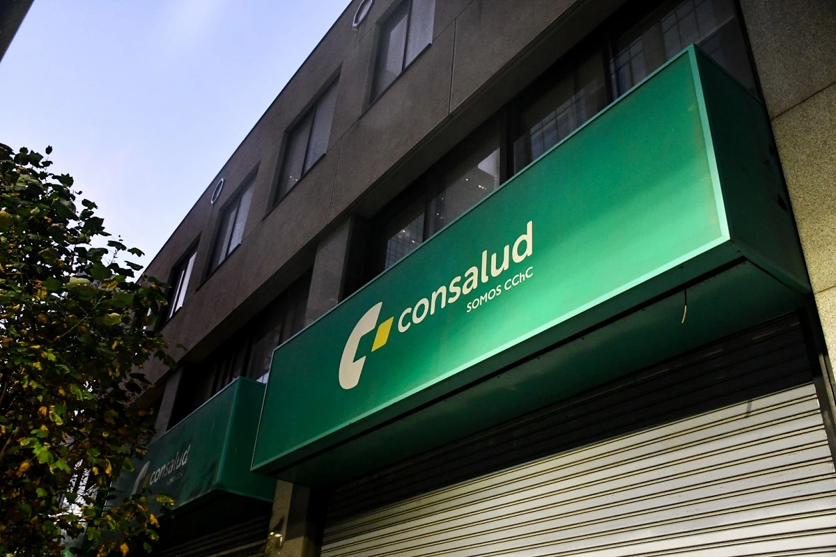 Afiliado logra en juicio que isapre le deba pagar $6,5 millones por cobros excesivos utilizando tabla de factores derogada