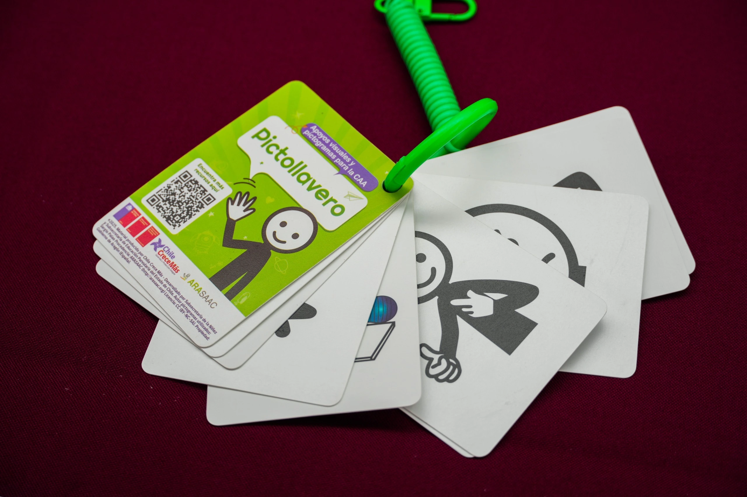 Aulas Visuales: Nuevos apoyos llegarán a 4.900 salas para facilitar la inclusión y la comunicación en educación parvularia