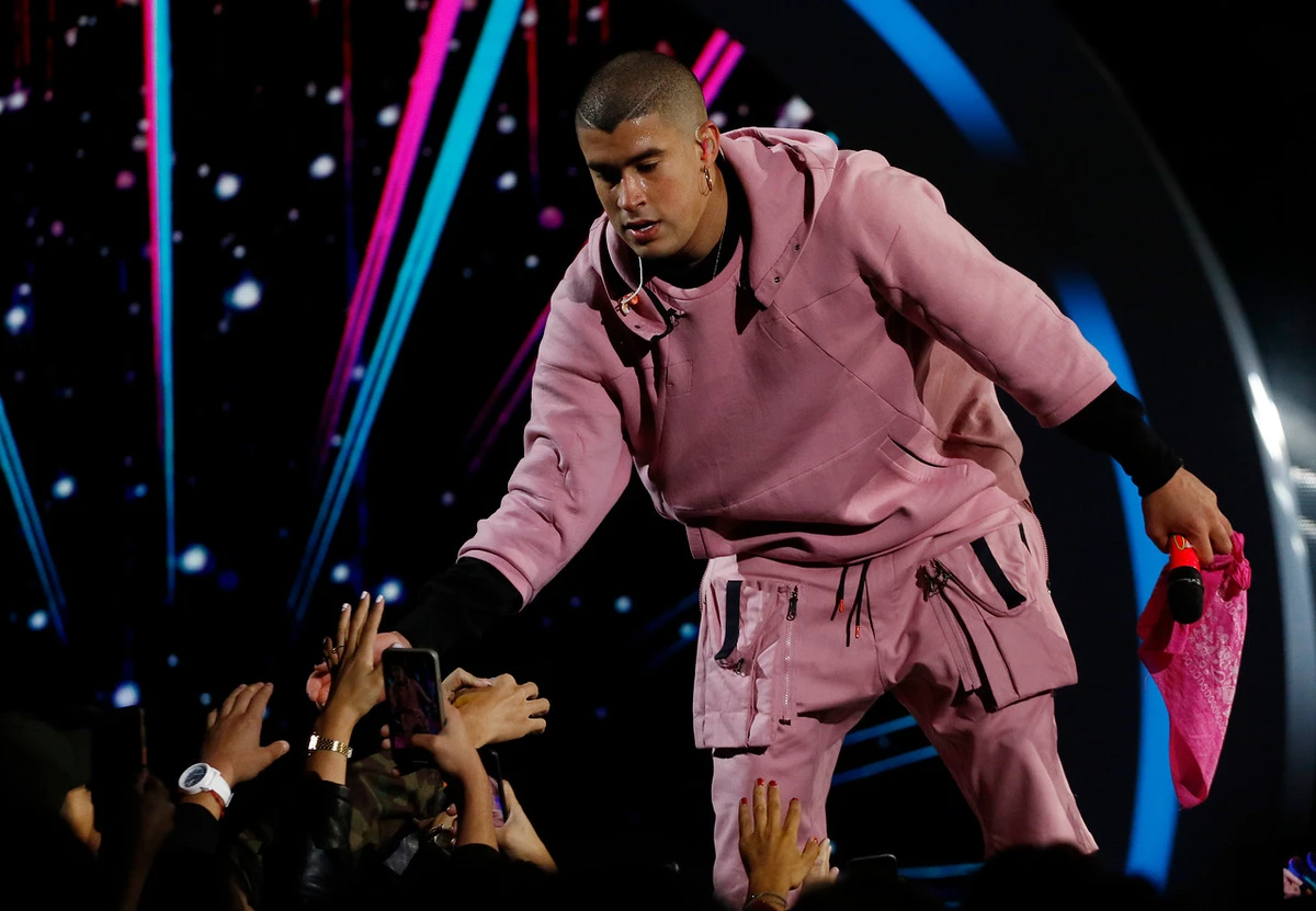 Bad Bunny recuerda su historia con Chile desde 2017 y comparte “Tren al Sur” tras sus conciertos en el país