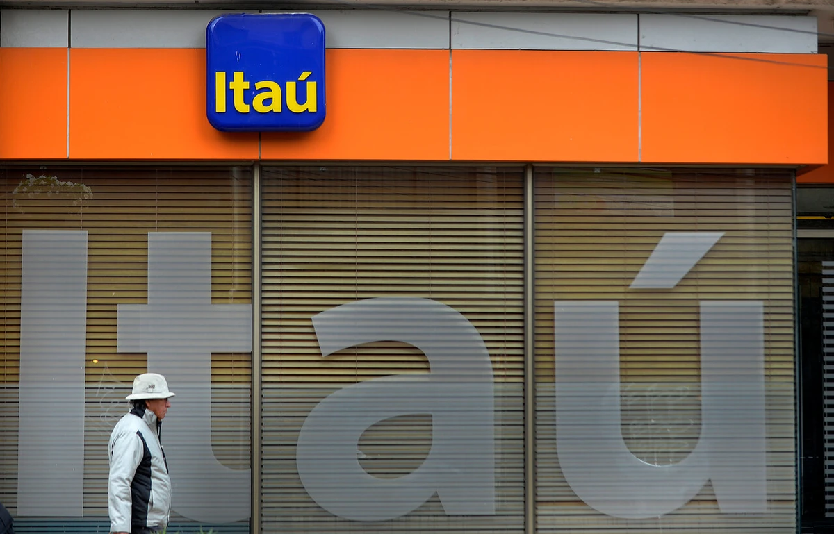 Banco no activó límite de $300 mil en primera transferencia de cliente defraudado en $4,2 millones: Le pagará $7 millones