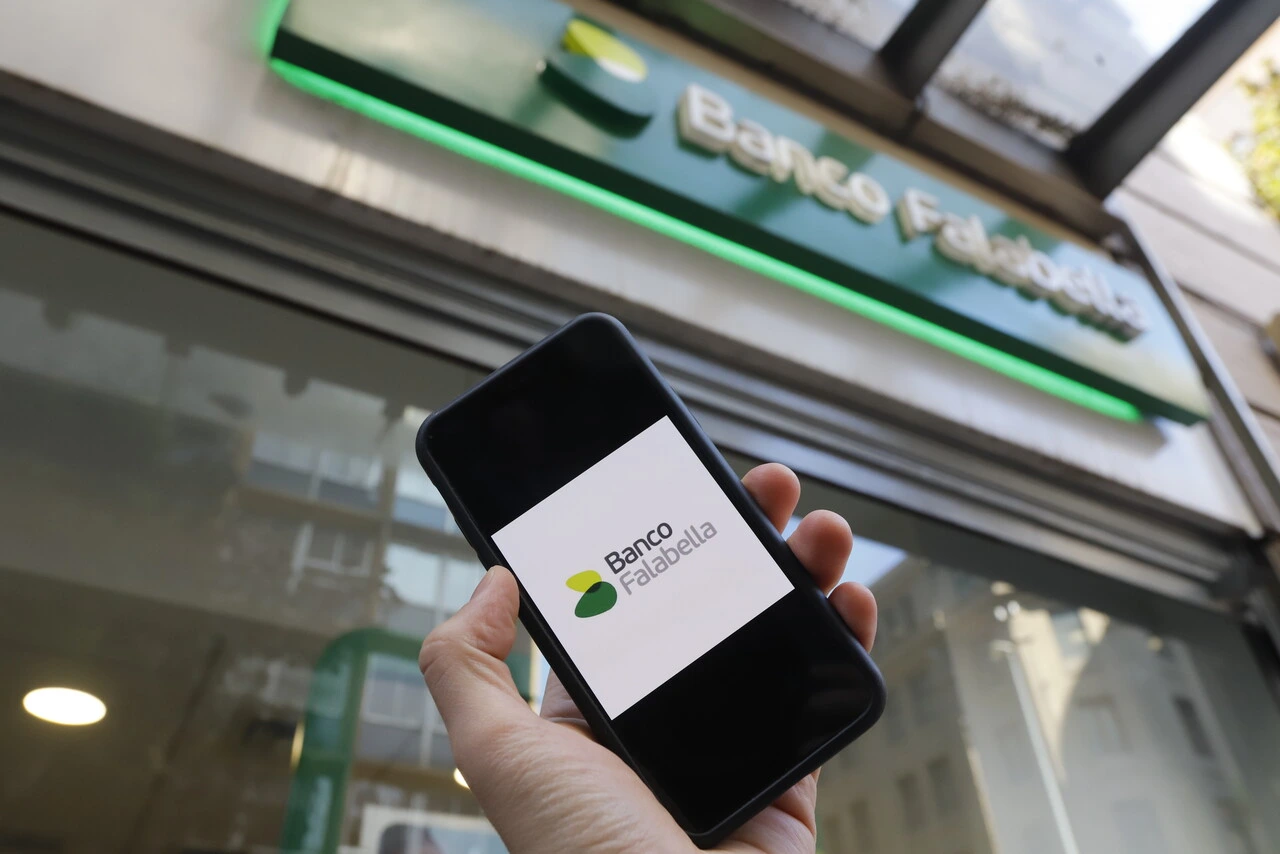 Banco quiso eximirse de responsabilidad en fraude de $9,8 millones culpando a clienta: Corte ordenó devolver dinero