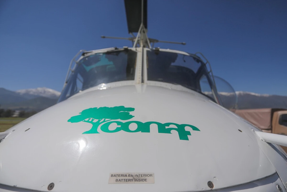 Bombero murió al ser impactado por helicóptero durante incendio: Suprema ordena a CONAF y Bomberos pagar $80 millones a familia