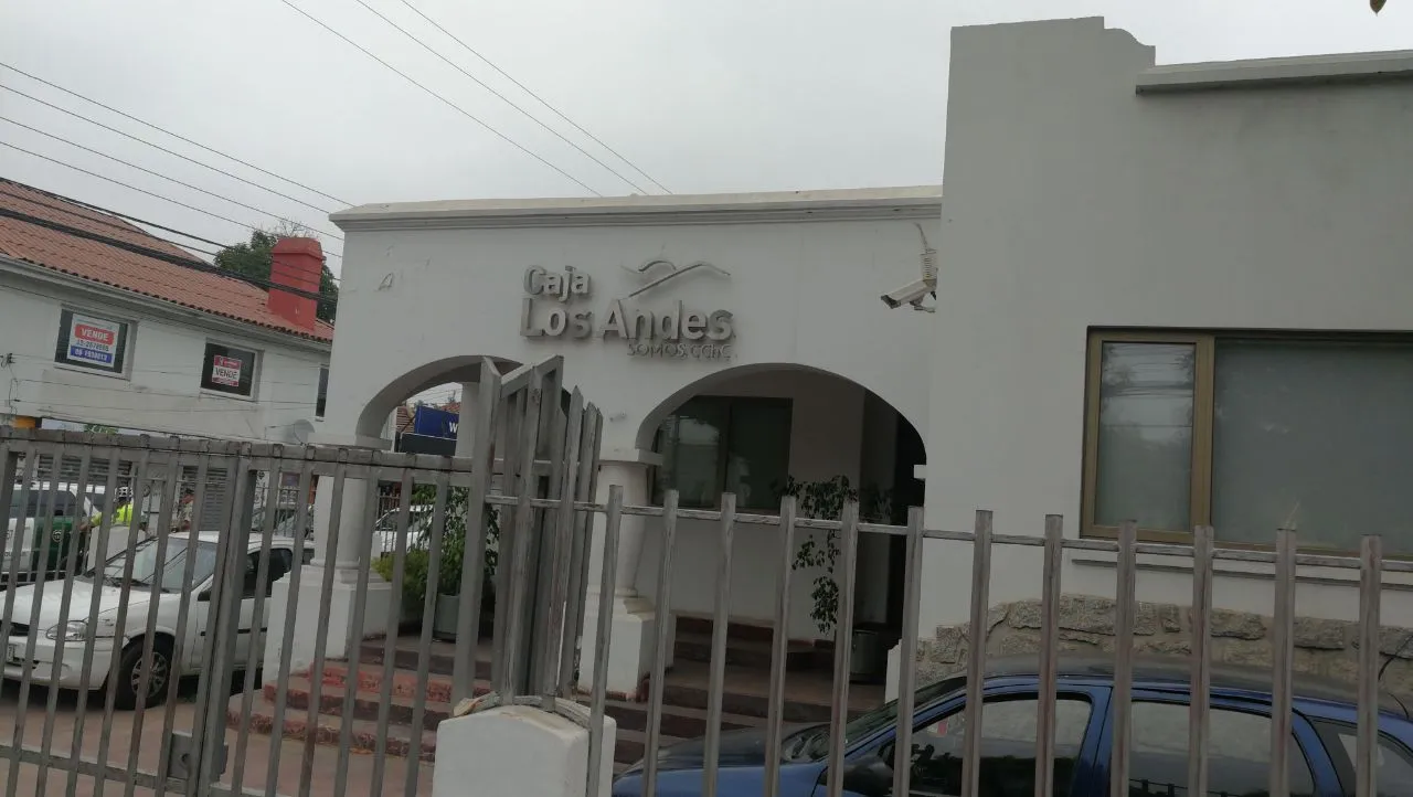 Caja Los Andes descontó sin aviso $570 mil de sueldo de trabajador para cobrar crédito: Corte ordenó devolver montos