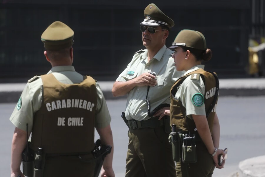 Carabinera de Puente Alto demuestra en tribunales que fue abusada por colega sargento: Condenado a 3 años de prisión