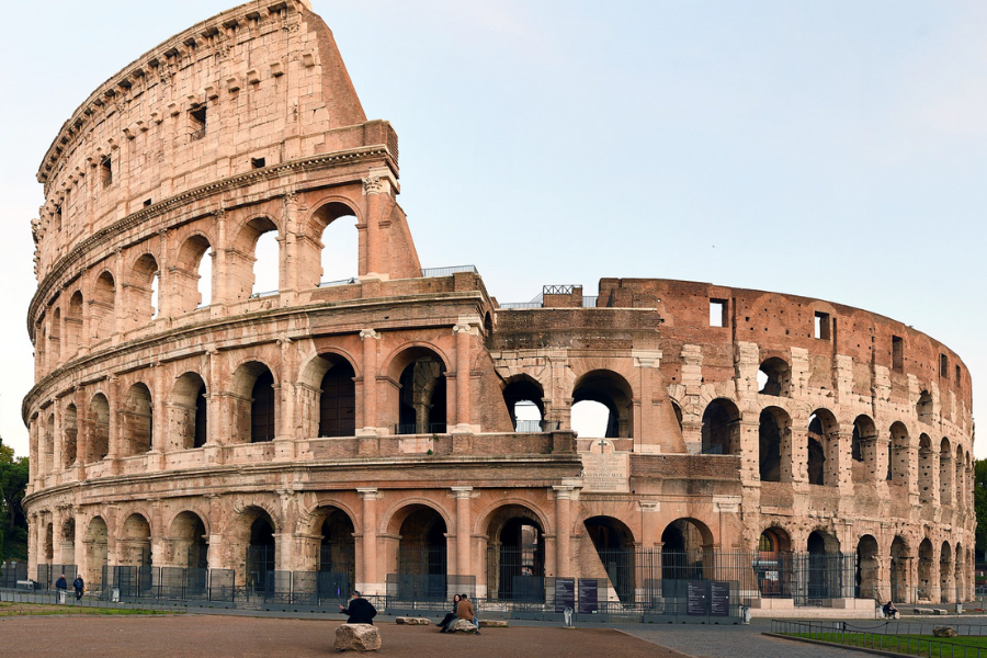 Turistas en Roma se asan de calor: 50º se registran en el Coliseo y la plaza de San Pedro