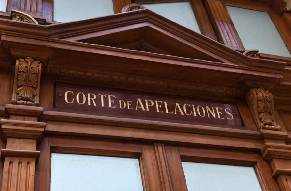 Comité de vivienda expulsó a pareja con subsidio aprobado por denunciar a su dirigenta: Corte ordenó reincorporarlos