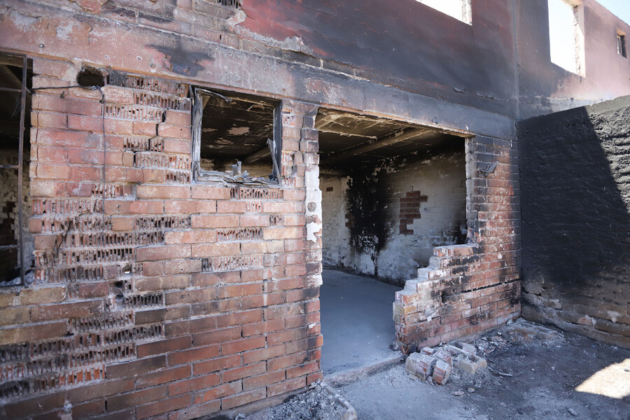 Confirman que sujeto mató a madre y sus dos hijos incendiando su casa de madrugada: Cadena perpetua