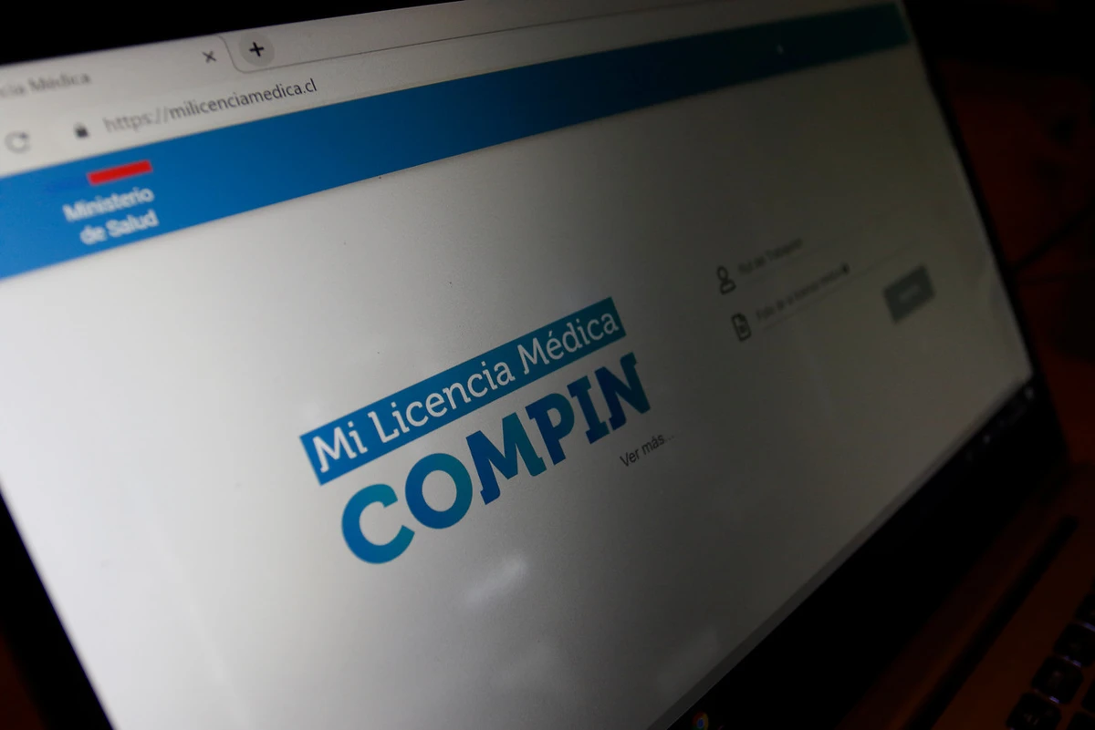 Corte confirmó destitución de metereólogo de DGAC: Actuó en vivo en recintos nocturnos con licencia médica con reposo total