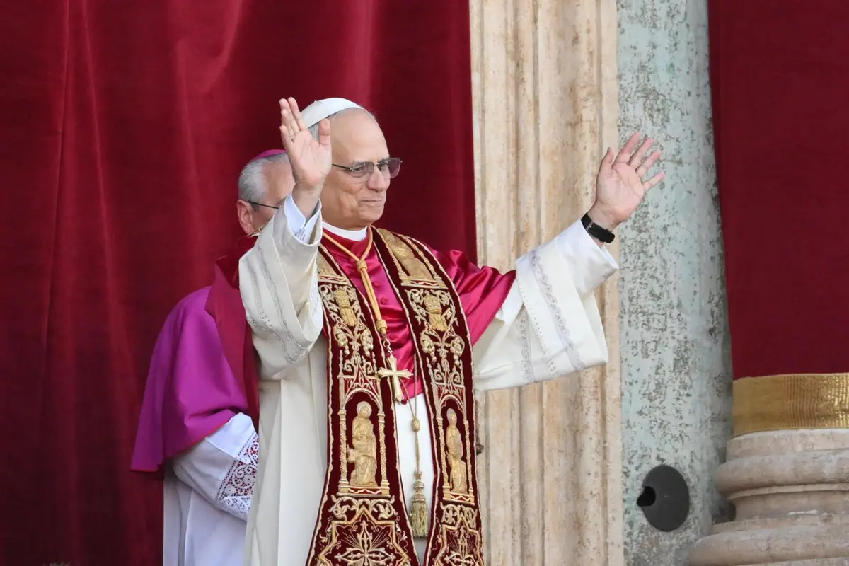 El viralizado perfil en RRSS del papa León XIV: Más de 400 publicaciones, desde memes virales hasta duras críticas a Trump