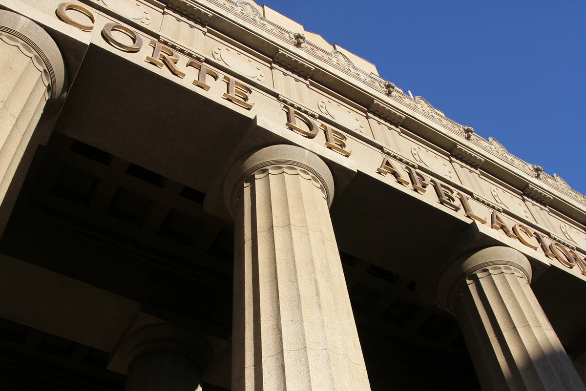 Empleador le descontó $99.467 de su sueldo por 7 meses por deuda de crédito judicializado de Caja 18: Corte ordenó devolver montos