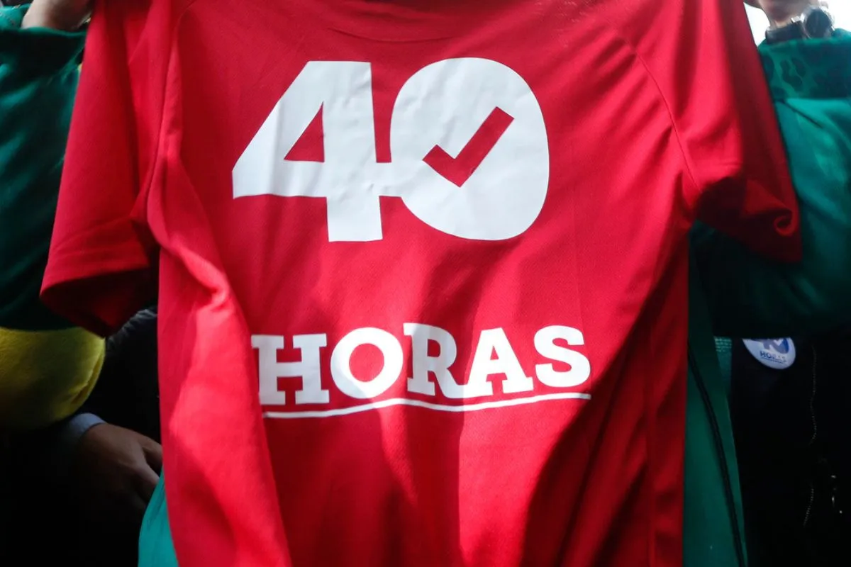 Empresa redujo solo 10 minutos diarios en vez de una hora a 11 trabajadores infringiendo Ley de 40 horas: Corte confirmó multa