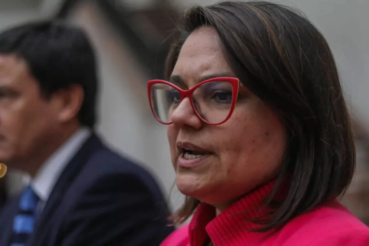 Entre Pekín y el Pacífico Sur: Rut Hurtado, líder republicana, entra al juego geopolítico del cable submarino