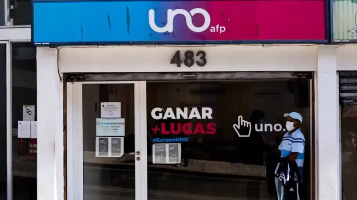 Extranjero pidió retiro de ahorros previsionales y AFP lo negó por supuestas irregularidades: Corte ordena dárselos