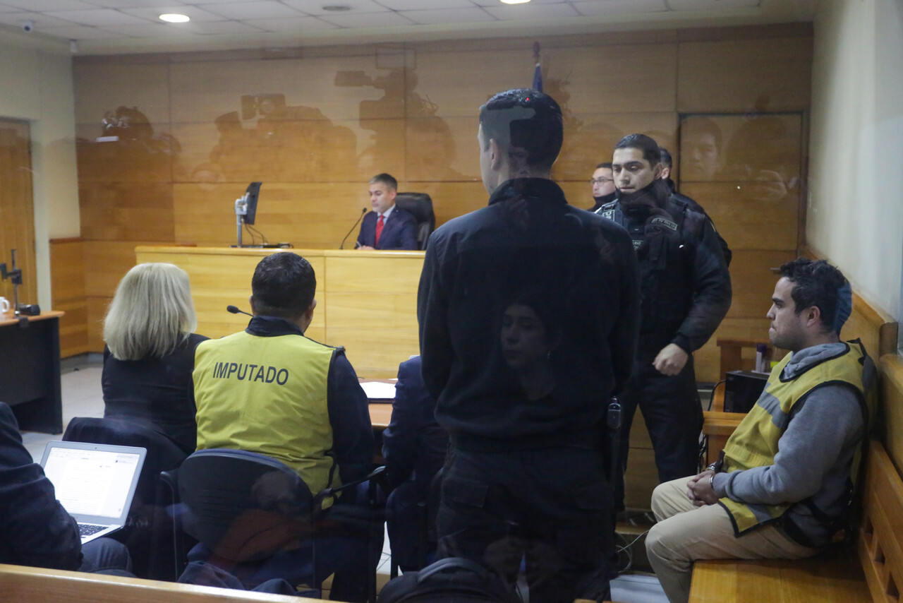 Arresto nocturno y arraigo nacional para los dos detenidos por fatal choque de trenes