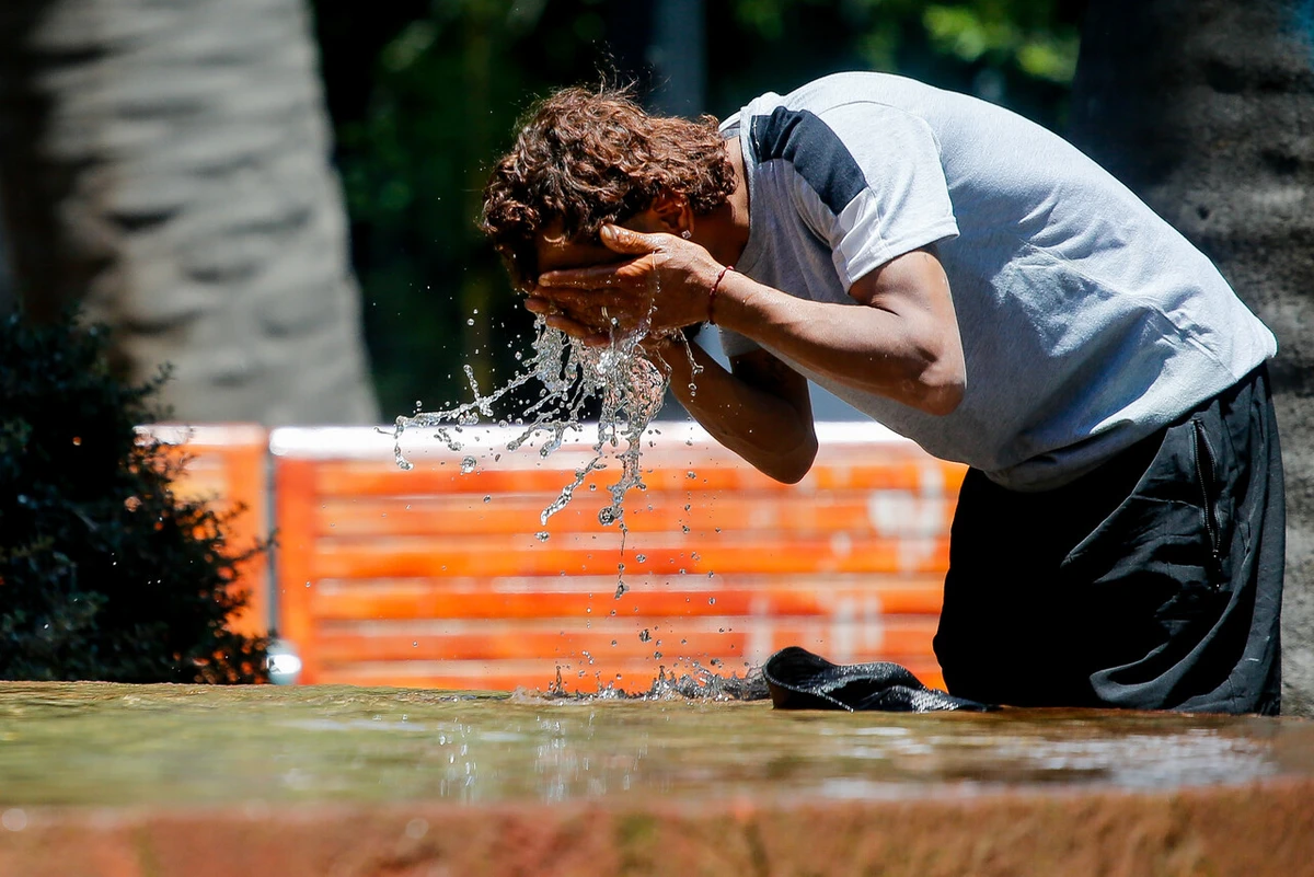 Hasta 37°C en sectores de la RM: Santiago deja la inestabilidad y retoma el calor típico del verano desde este jueves