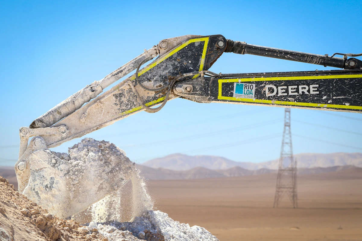 India lanza ofensiva por litio y cobre de Chile para disputar control de minerales a China