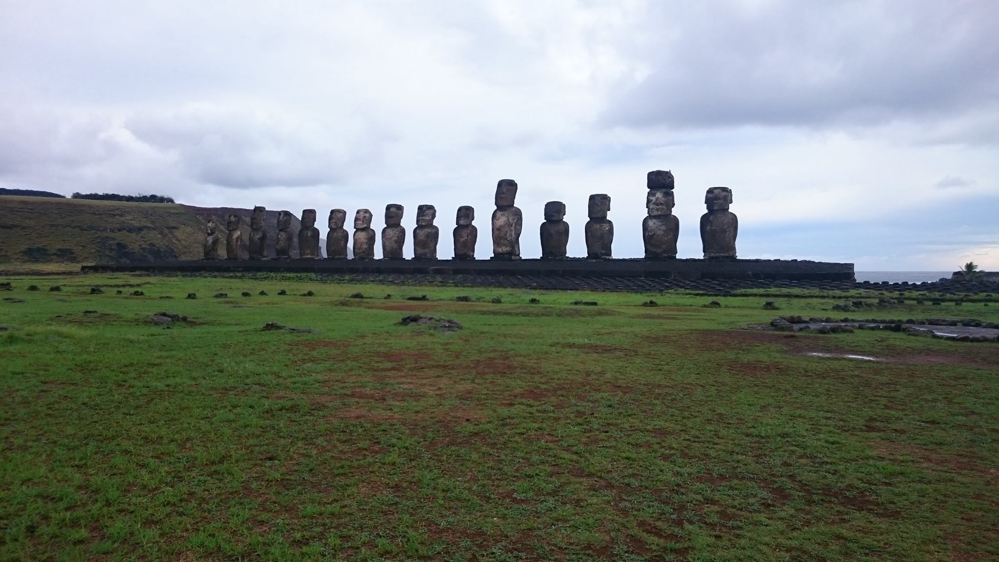 Chile es elegido dentro de los 12 países más bellos del mundo: Destaca por Isla de Pascua