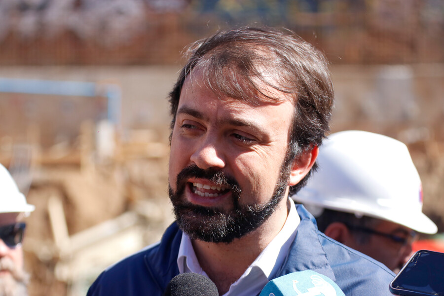 Jorge Sharp renuncia a la alcaldía de Valparaíso: Estaría preparando postulación al Congreso