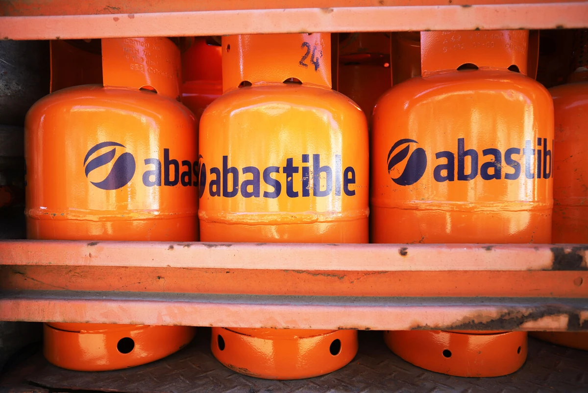 La historia del vecino que enfrentó cuentas millonarias y corte de gas: Corte exige restitución y refacturación completa