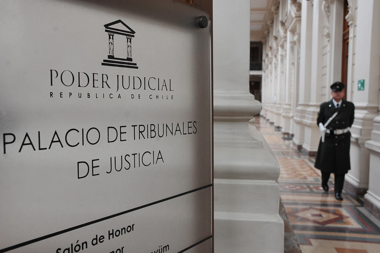 Le negaron inscripción de ramos en Derecho por deuda de $1,7 millones y alegó discriminación: Suprema respaldó a universidad