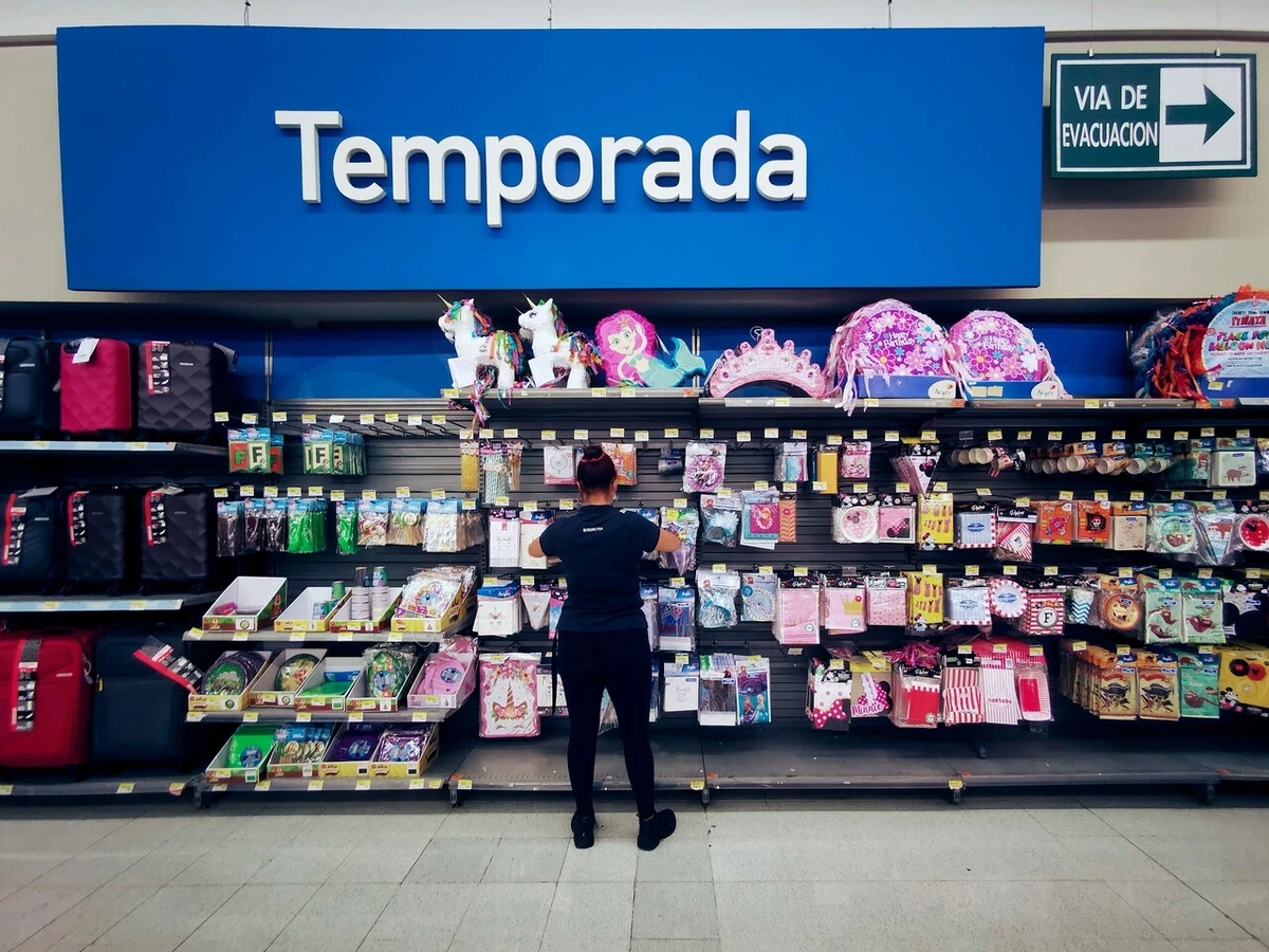 Le robaron el auto mientras hacía compras en supermercado de La Florida: Tribunal condena a Líder a pagarle $7,8 millones