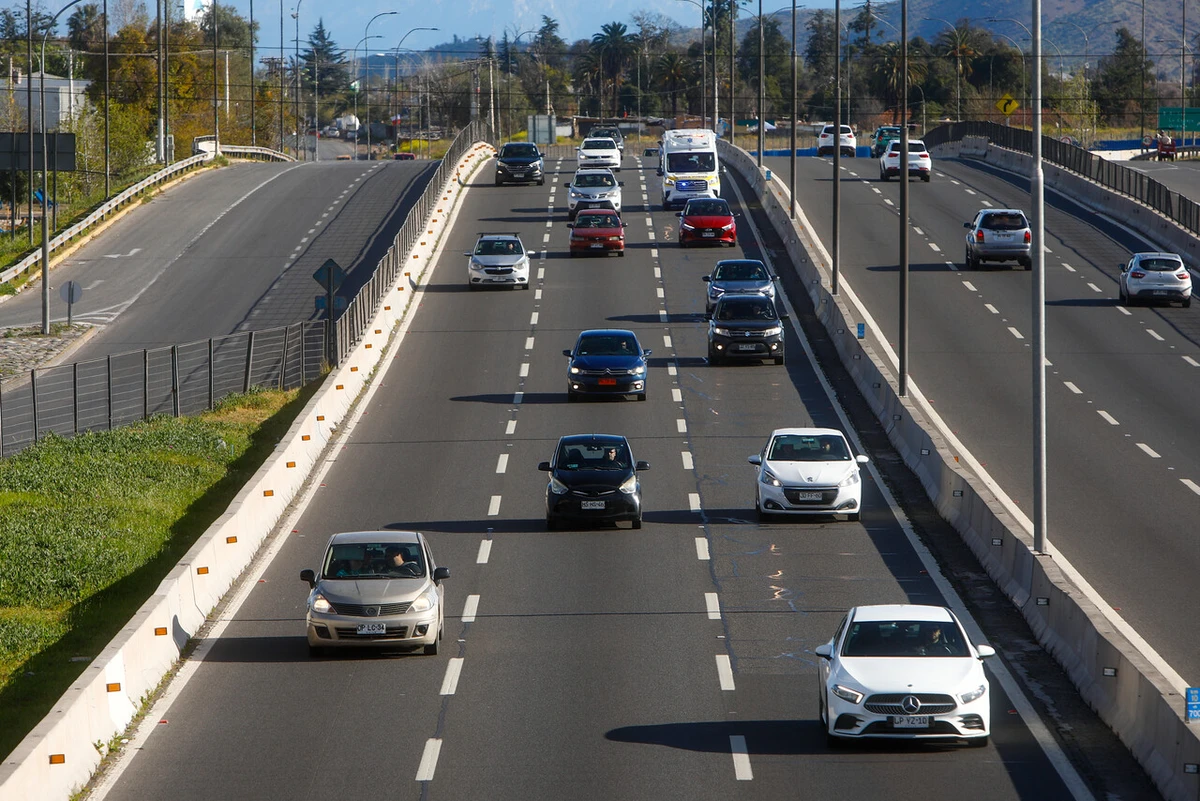 Le robaron el auto y aseguradora negó cobertura por “denuncia tardía”: Corte ordena pagar $7,4 millones al afectado
