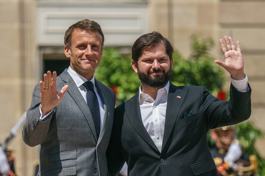 Macron llama a Latinoamérica a imitar a Chile y aportar 