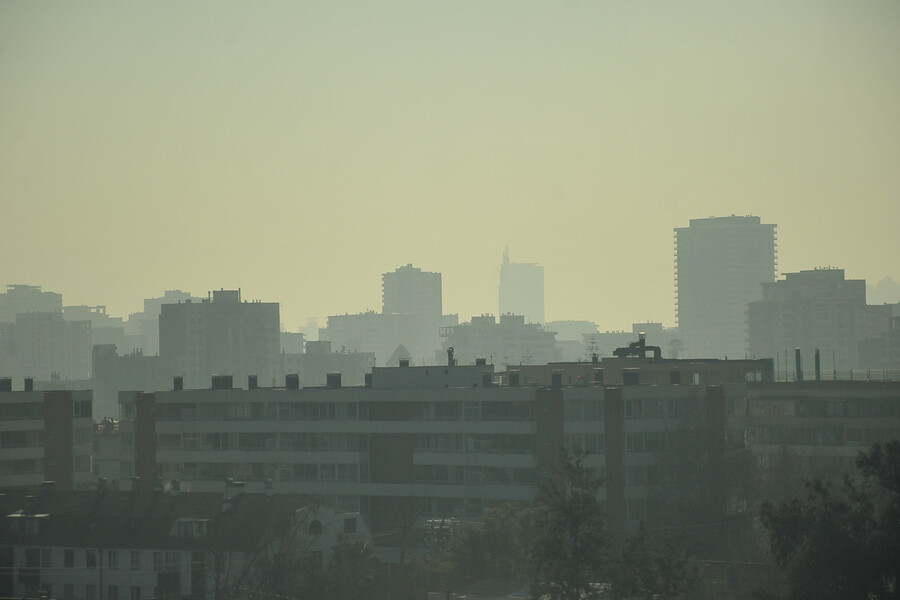 Alerta ambiental para la RM por malas condiciones de ventilación: Revisa restricción vehicular