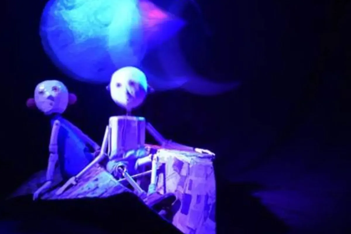 Marionetas ecológicas recorrerán 16 escuelas rurales con funciones gratis de “El astronauta de papel” entre marzo y mayo